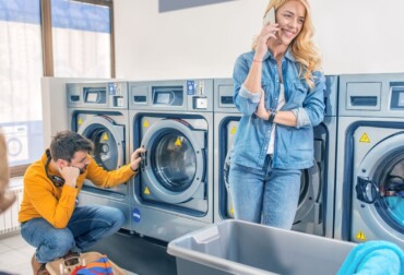 laundromat self serve near me