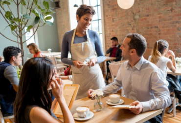 waitress freaks out learning ja morant left her a $500 tip